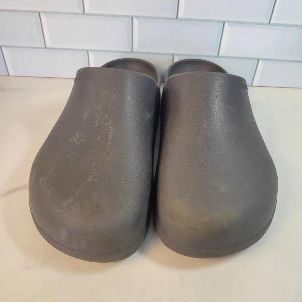 CROCS bistro clogs